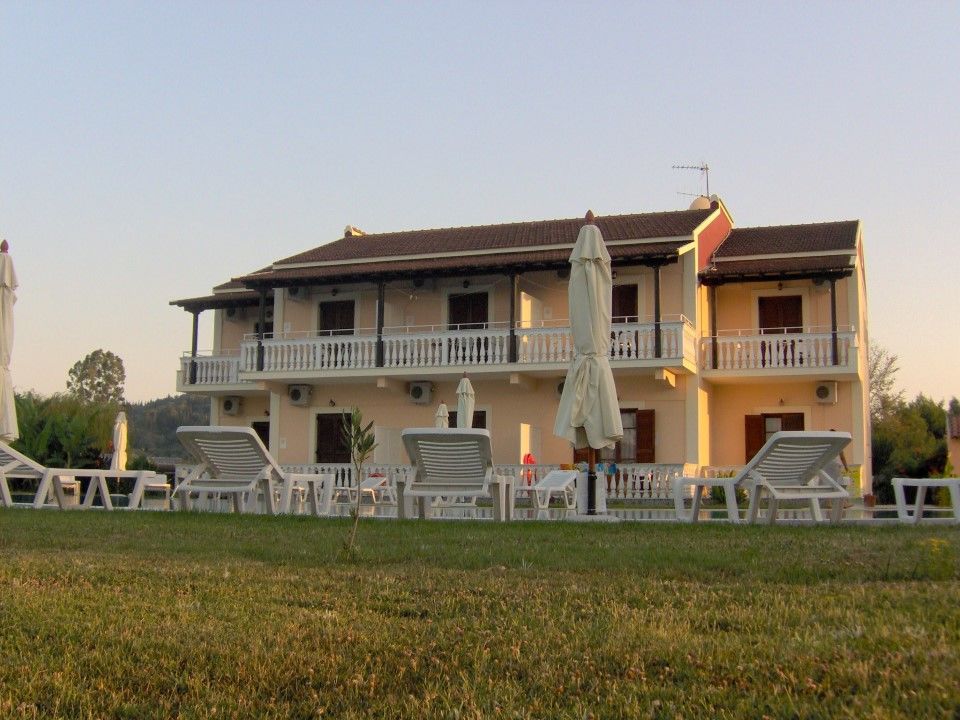 Vlachos Apartments Sidari  Exterior photo